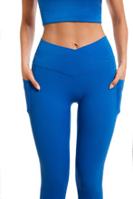 Load image into Gallery viewer, Aura Crossover Leggings