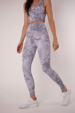 Load image into Gallery viewer, Tie Dye Cora Ankle-Length Legging
