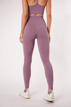 Load image into Gallery viewer, Lavender Activewear Set